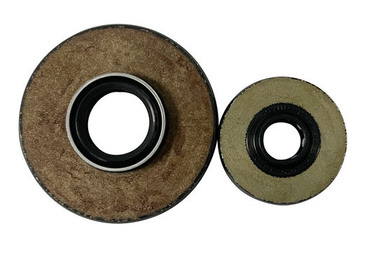 Density Range Of 1.0-2.0g/Cm3 NBR Seals  For Customized Applications